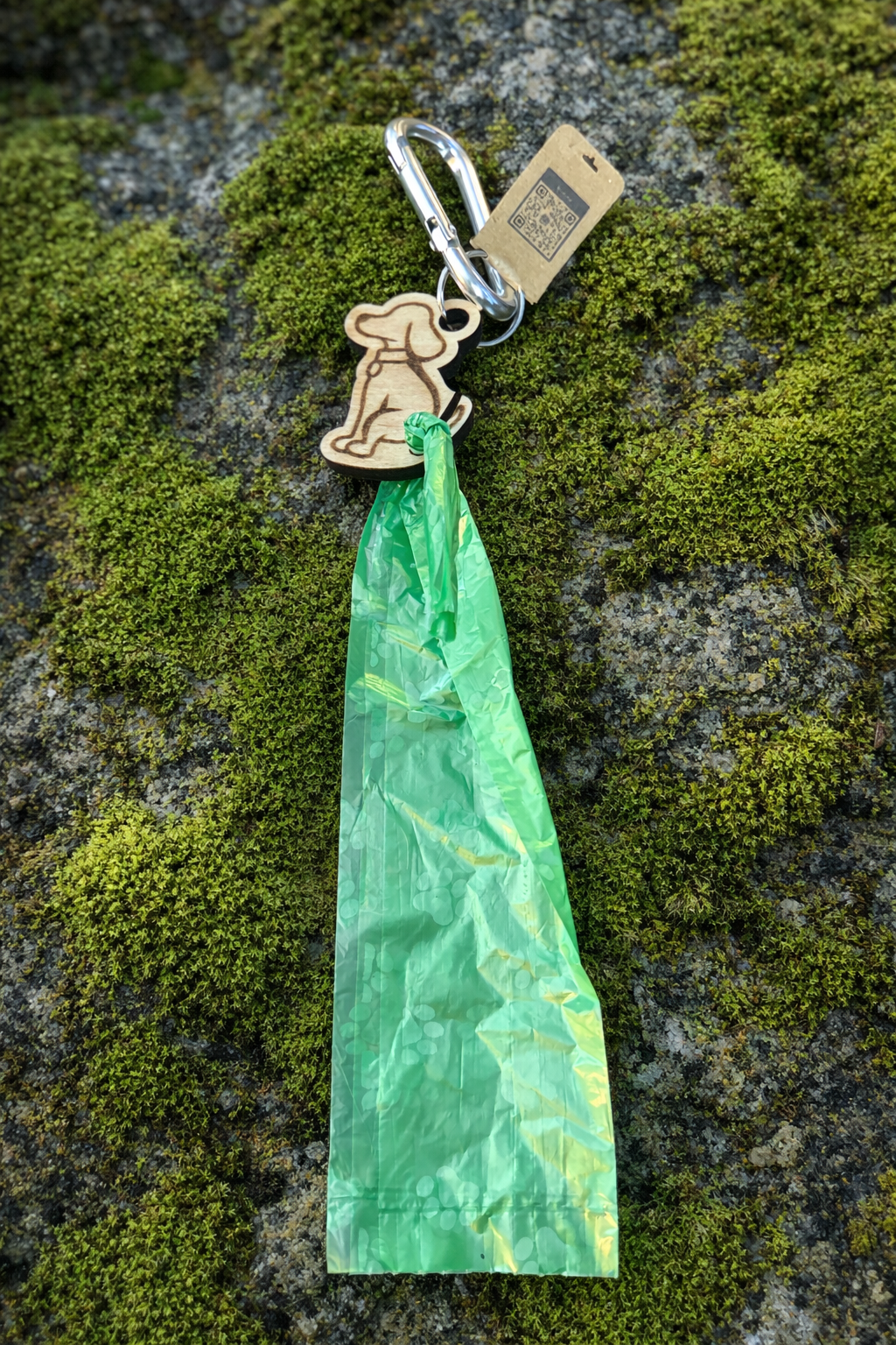 Shampe Wooden Dog Poop Bag Holder Keychain